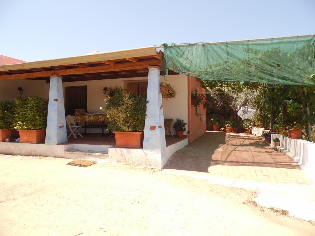 אוליאנה Villa L'Oleandro מראה חיצוני תמונה