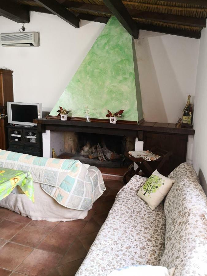 אוליאנה Villa L'Oleandro מראה חיצוני תמונה